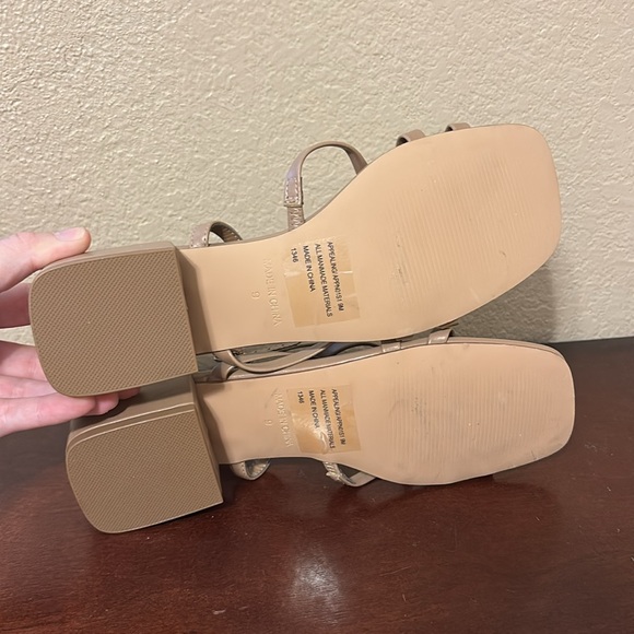 Steve Madden Appealing Strappy Heal Sz 9 - Picture 4 of 8